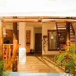 Hb-M8 House With 8 Bedrooms, Pool And Near The Sea