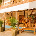 Hb-M8 House With 8 Bedrooms, Pool And Near The Sea