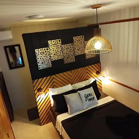 Hb-m8 House With 8 Bedrooms, Pool And Near The Sea *